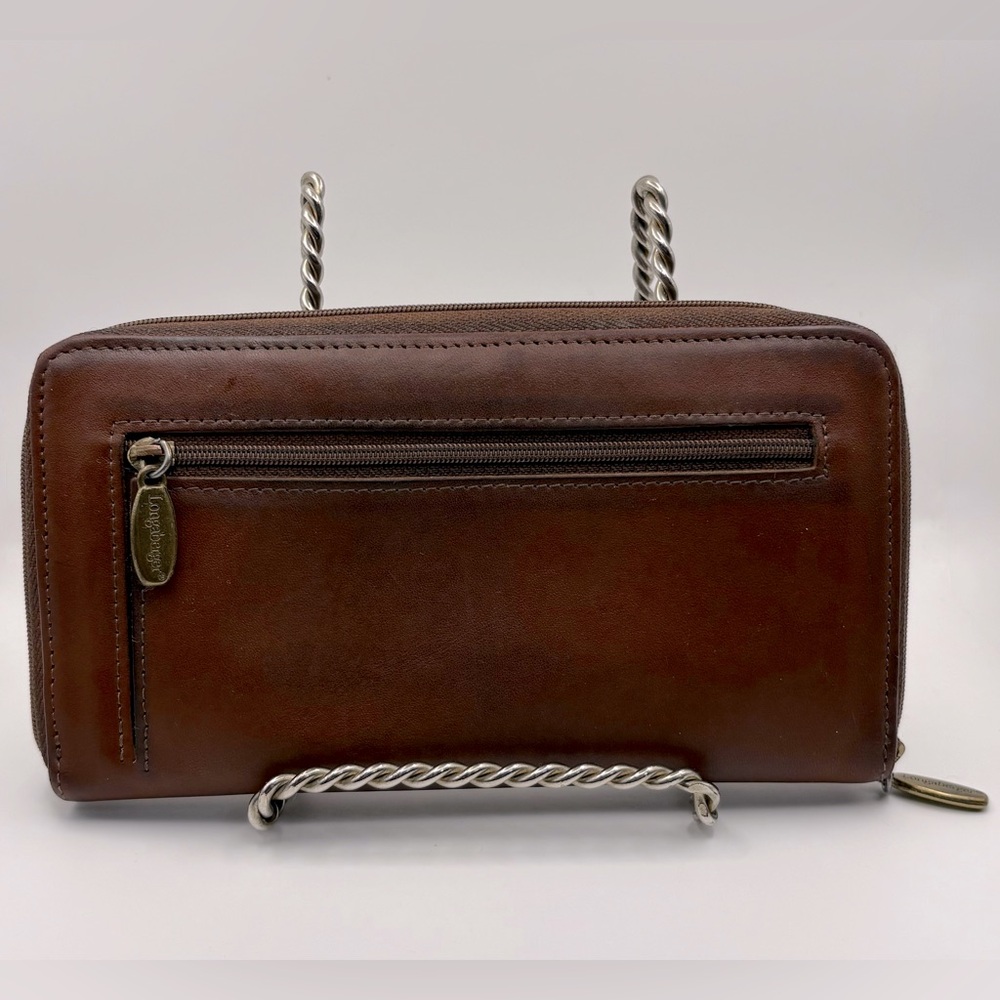 Longaberger Leather Zip Close Wallet
PLEASE SEE ALL PHOTOS & READ DESCRIPTION - Picture 2 of 13